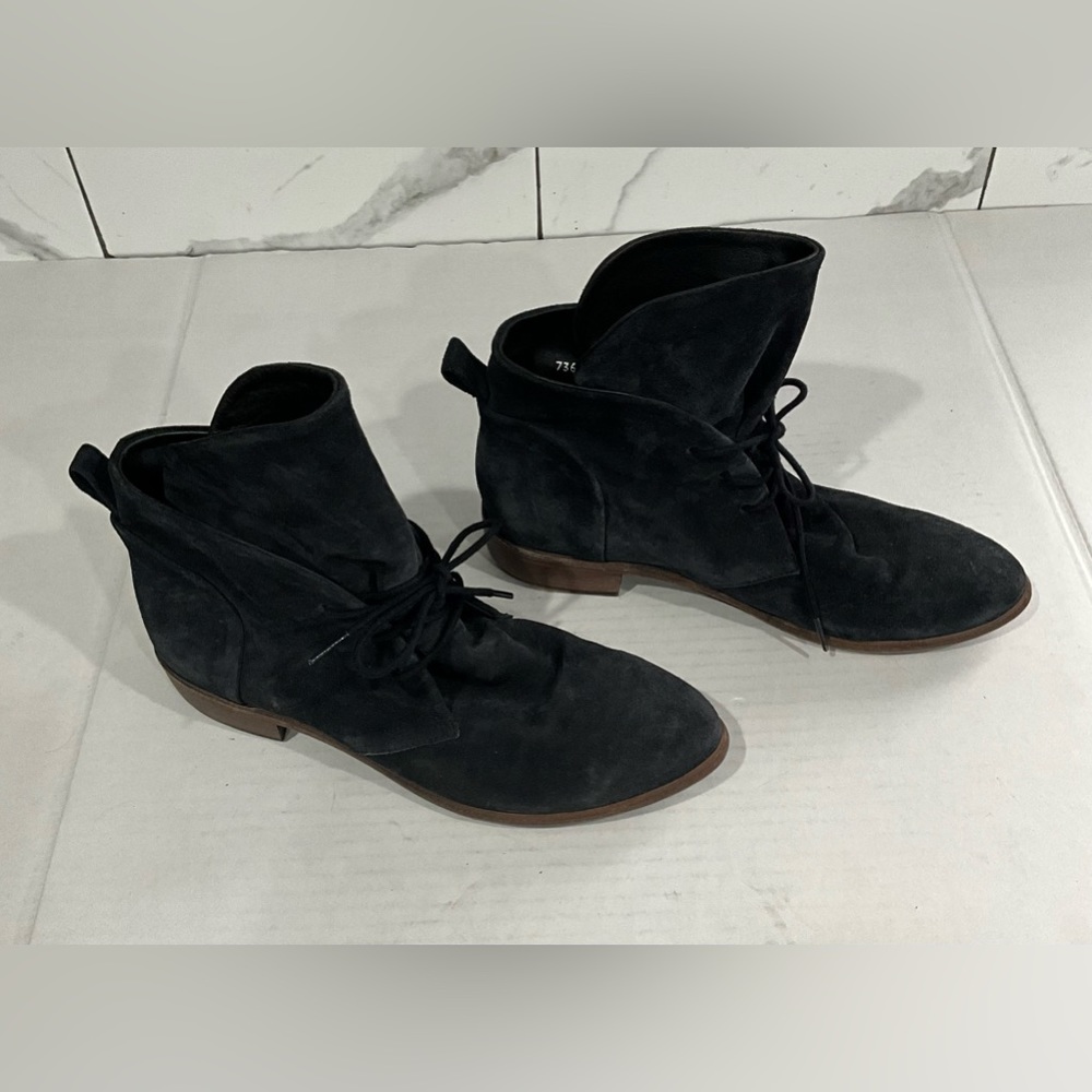 P. Monjo ankle suede boots